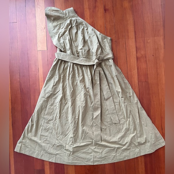 NWT Madewell Plus Ruffled One-Shoulder Midi Dress 18W Tan Khaki - Picture 4 of 6